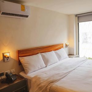 Hotel Urban